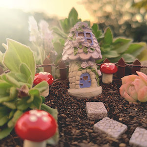 Products: Fairy Floral House – 6cm