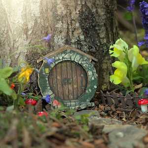 Products: Wooden Fairy Doors – 3D