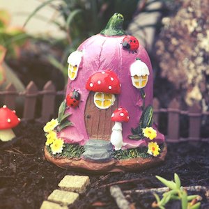 Flower Fairy House – 9cm