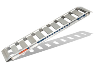 Loading Ramps: Hyway 1100kg Aluminium Ramps at 1.8m