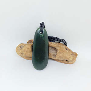 Roimata Kuru Drop: Dark Drop Pendant