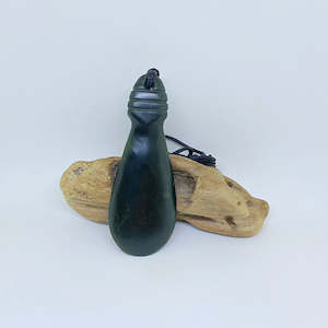 Mere War Club: Kawakawa Mere Pendant