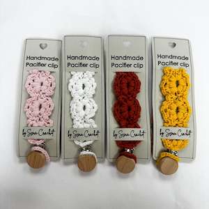 Pacifiers Dummy Clips: Handmade Crochet Pacifier Clip