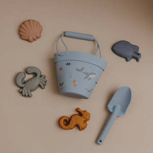 BEACH BUCKET & TOYS SET - SEA LIFE