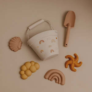Beach Swim: BEACH BUCKET & TOYS SET - CHASING RAINBOWS