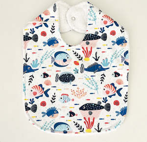 Ocean Sqaure Dribble Bib