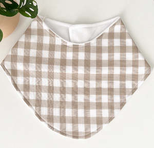Natural Checkered Dribble Bib