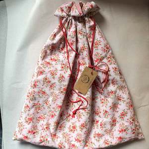 Easter Ideas: Reusable Cotton Bag - Red/Pink Roses