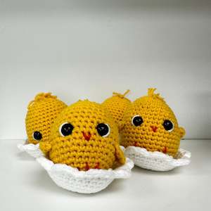 Easter Ideas: Handmade Chicks in Eggs