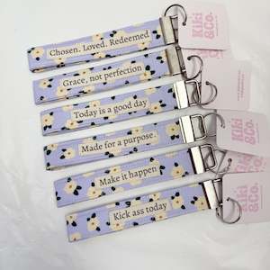 Jewellery Accessories 1: Keychain - Blue Daisy