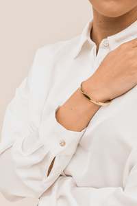 Jewellery Accessories 1: Estella18k Gold Plated Solid Bangle 5-8yo Child