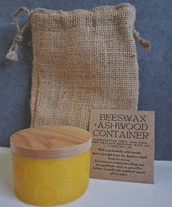 Candles Fragrance: Beeswax + Ashwood Container