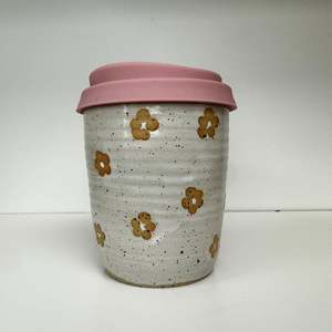 Pottery Mugs Travel Cups: Handmade Keep Cups - White/Daisies