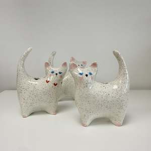 Shelf Finishers: Handmade Cat Vase