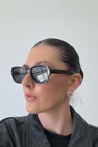 Sunglasses 1: Andi Sunglasses