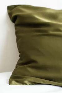 100% Pure Silk Pillowcase Set - Olive