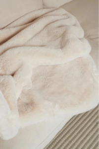 Vegan Fur Throw - Big Bear Cream