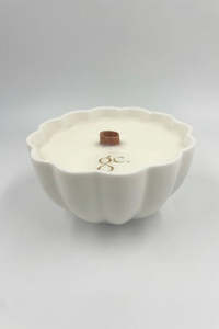 Gold Collective: Scallop Candle