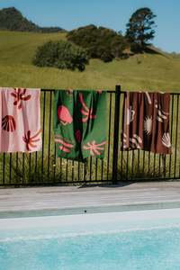 A Company of Friends Sarong