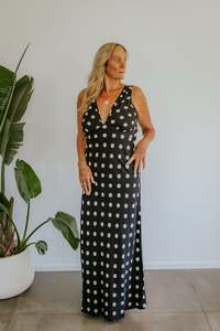 Dresses: Uma Dress - Black Luna