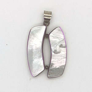 Jewelry: Mother of Pearl Double Pendant
