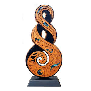 Large Standing Twist Art