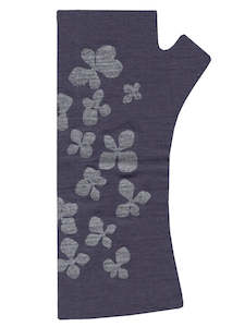 Merino Fingerless Mitten Purple Hydrangea