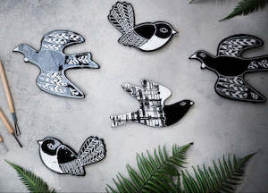 Ceramic Sgraffito NZ Birds