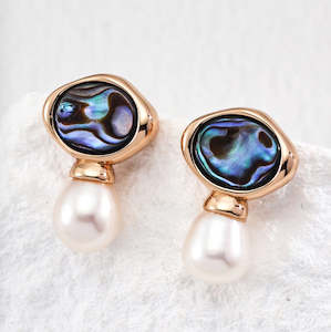 Sterling Silver Earrings: Sterling Silver Earrings - Paua Pearl Drop