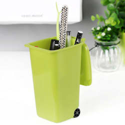 Kitchen Homeware: Mini Wheelie Bin Office or kitchen Organiser