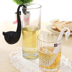 Kitchen Homeware: Swan shaped Tea Infuser / strainer