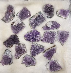 Products: Medium Amethyst Cluster Base