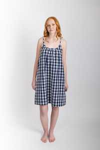 Evie Slip, Navy Check