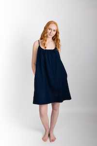 Evie Slip, Navy