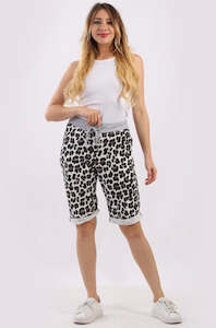 Anne + Kate Italian Leopard Print Shorts 14-18