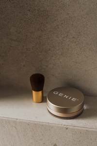 Nutratanicals Foundation plus Kabuki Brush