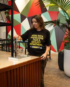 Hot And Fresh: Sound More Rock Knowledge T-Shirt