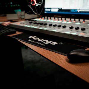 All: George Mini Bar Mat