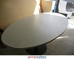 Boardroom: BR1010 - Maple Boardroom Table