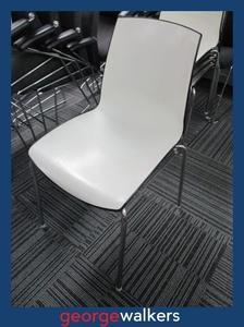 PR5523 - Black/White  Stackable Chair
