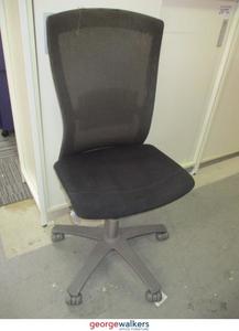 Formway: PR5822  Black Formway Office Chair