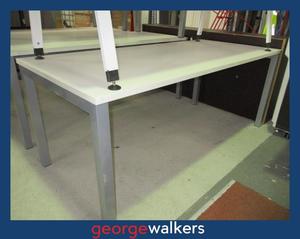 Desks: PR6408  White Melteca  Desk / Table