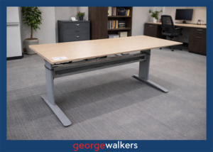 PR6577  Maple Melteca  Desk 1.6M