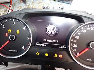 Repair Instrument Clusters Dash Boards Repairs: VW Tiguan Cluster repair  - No power on