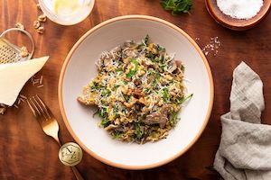 Main Dishes: Creamy mushroom, leek and walnut farro risotto