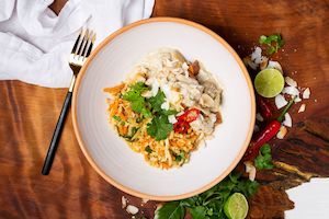 Main Dishes: Kiwi Thai green chicken curry