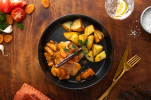 Apricot chicken with roasted potatoes