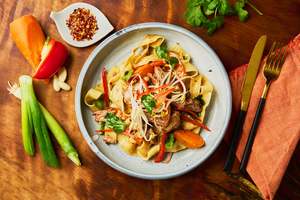 Spicy Chinese beef stir fry with Noodles