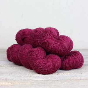 Fibre Co Amble Sock Yarn: Fibre Co - Amble Sock Yarn - Cowberry