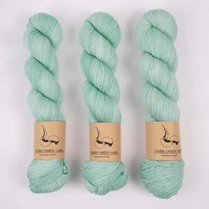 4 Ply Fingering Weight: Dark Omen - Merino Sock - Unn